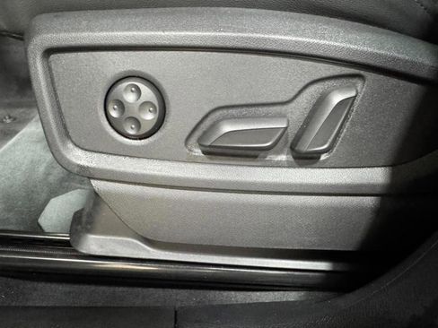 Used 2023 Audi Q5 2.0T Premium Plus w/ Premium Plus Package image 30