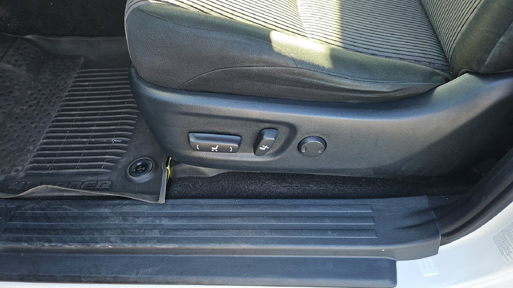 Used 2019 Toyota 4Runner SR5 RWD image 6