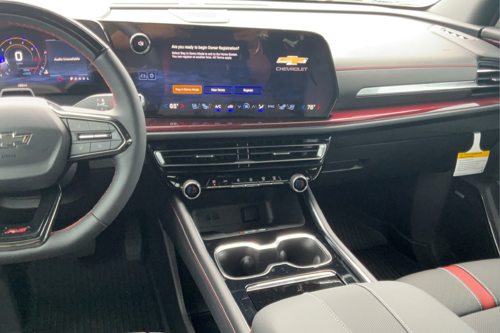 New 2026 Chevrolet Traverse RS w/ LPO, Floor Liner Package FWD image 13