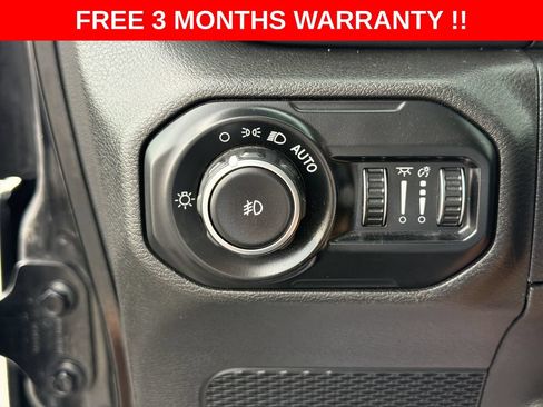 Used 2021 Jeep Wrangler Unlimited Sport AWD/4WD image 38