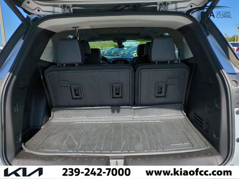 Used 2020 Chevrolet Traverse High Country w/ LPO, Floor Liner Package image 12