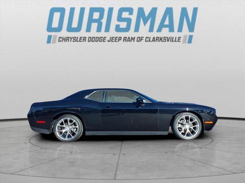 Certified 2023 Dodge Challenger GT image 2