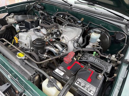 Used 2002 Toyota Tacoma PreRunner RWD image 23