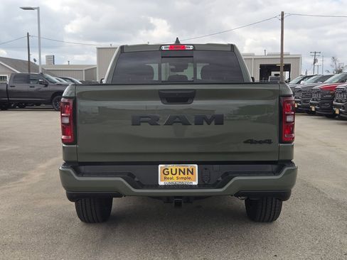 New 2026 RAM 1500 Express AWD/4WD image 4