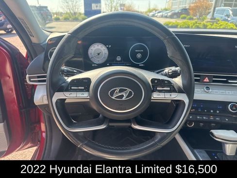 Used 2022 Hyundai Elantra Limited w/ Winter Weather Package image 10
