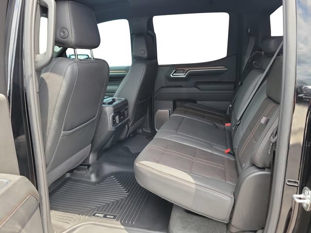Used 2024 Chevrolet Silverado 1500 High Country w/ Technology Package AWD/4WD image 25