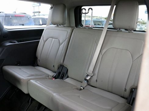 Used 2020 Ford Expedition Max Limited image 29