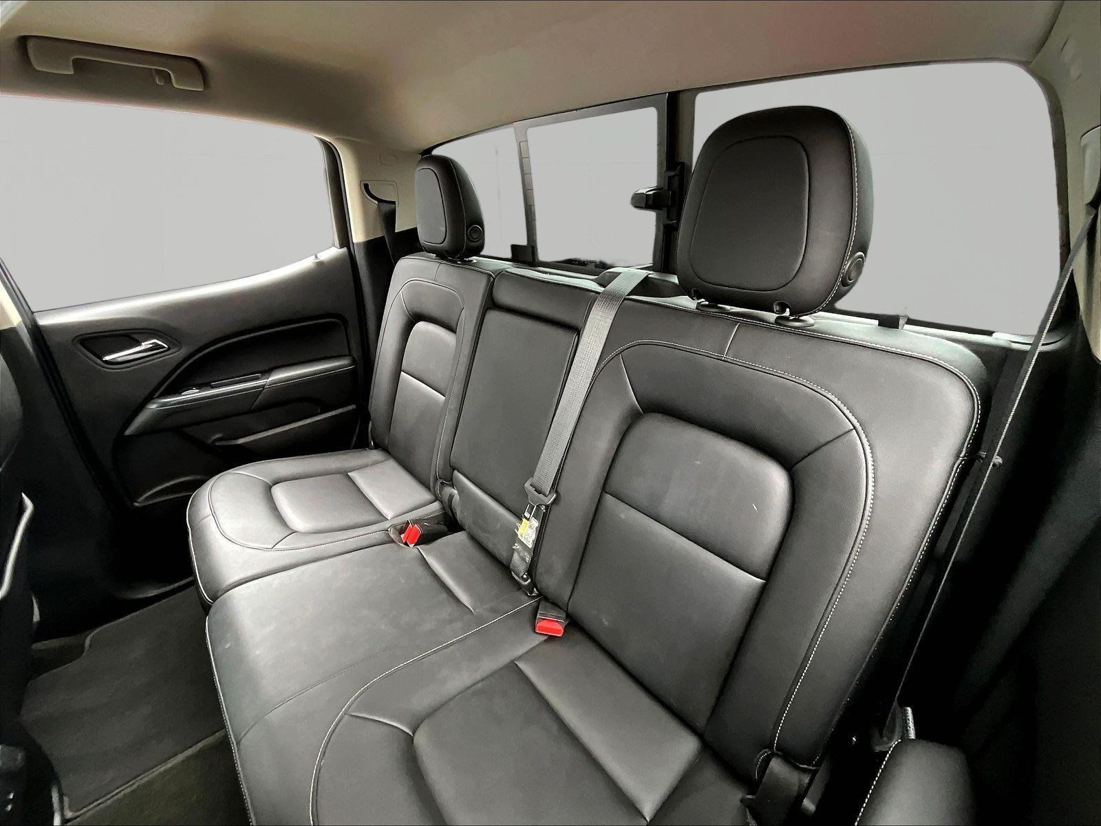 Used 2016 GMC Canyon SLT w/ LPO, Gearon Bar Package RWD image 23