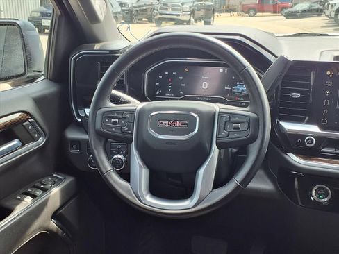 Used 2022 GMC Sierra 1500 Elevation AWD/4WD image 13