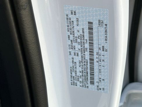 New 2026 Ford F250 Lariat w/ Black Appearance Package image 27