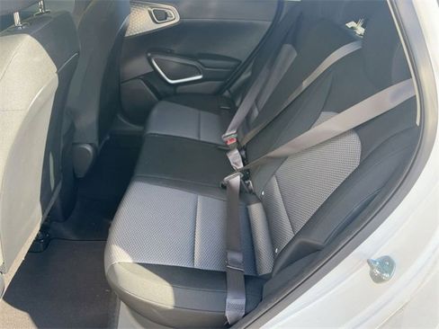 Used 2024 Kia Soul LX w/ Option Group 015 image 25