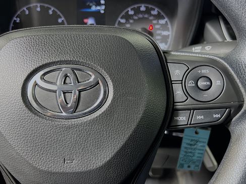 Used 2024 Toyota Corolla LE FWD image 19