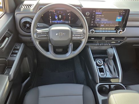 Certified 2023 Chevrolet Colorado Trail Boss w/ Technology Package AWD/4WD image 11