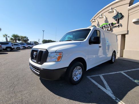 Used 2015 Nissan NV 2500 SV w/ Side & Curtain Airbag Package image 6