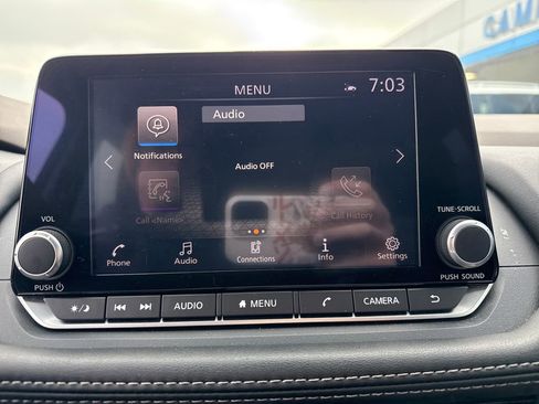 Used 2023 Nissan Rogue SV image 23