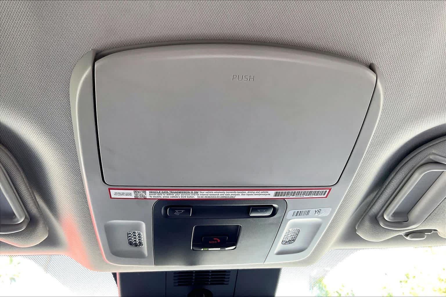 Used 2025 Toyota Camry LE FWD image 31