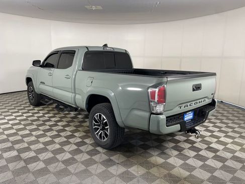 Used 2022 Toyota Tacoma TRD Sport AWD/4WD image 21