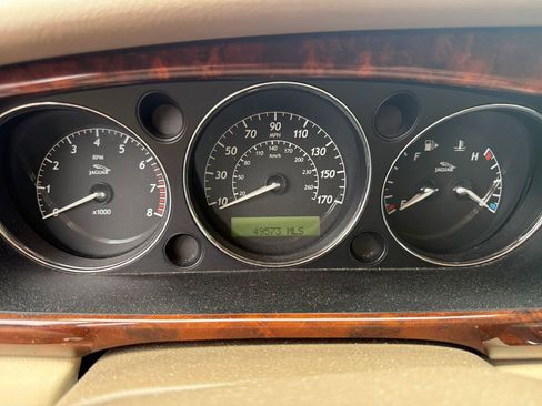 Used 2005 Jaguar XJ8 RWD image 26
