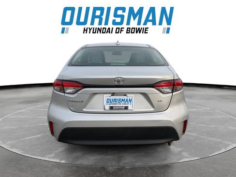 Used 2023 Toyota Corolla LE image 5