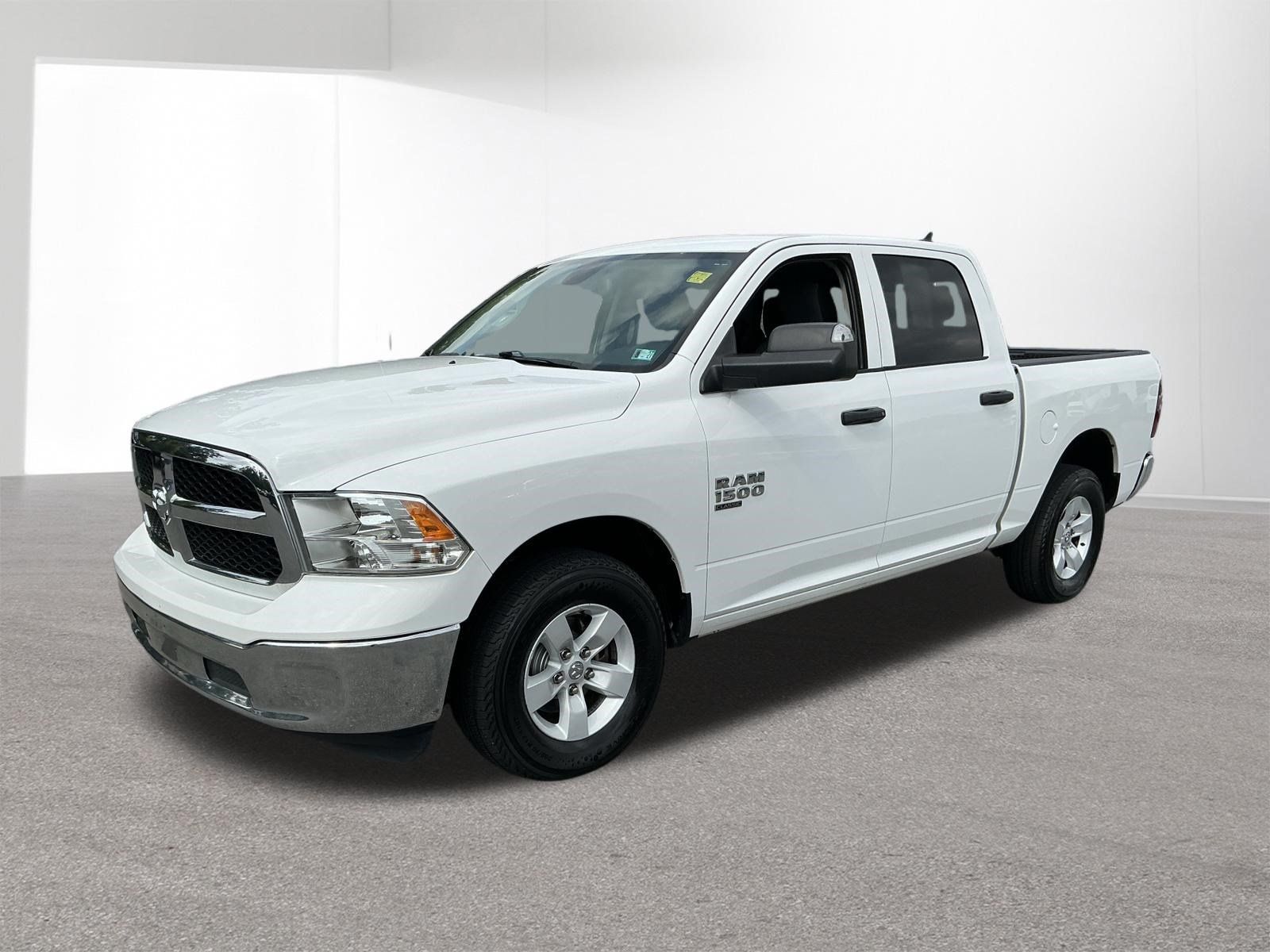 Used 2023 RAM 1500 Classic SLT w/ Trailer & Traction Group AWD/4WD image 7