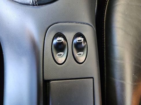 Used 2003 Porsche Boxster RWD image 51