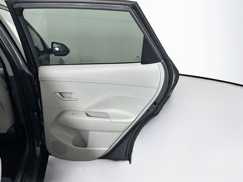 Used 2025 Hyundai Kona SEL FWD image 31