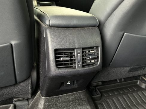 Used 2016 Lexus ES 350 w/ Premium Package w/Wood Trim FWD image 19