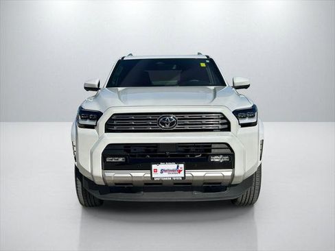 Certified 2025 Toyota 4Runner Limited AWD/4WD image 2