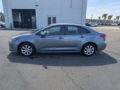 Used 2024 Toyota Corolla LE FWD image 6