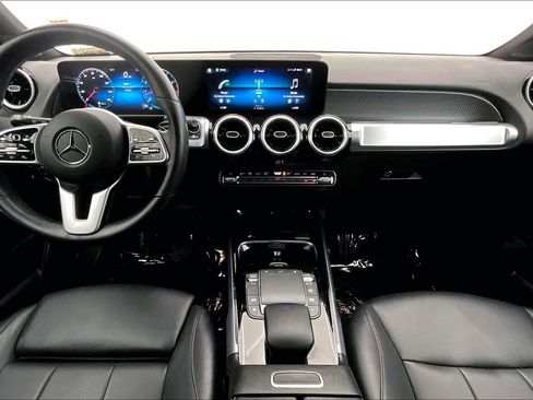 Used 2022 Mercedes-Benz GLB 250 image 14