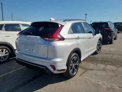 Used 2022 Mitsubishi Eclipse Cross SEL AWD/4WD image 4