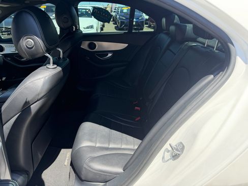 Used 2019 Mercedes-Benz C 300 Sedan image 10