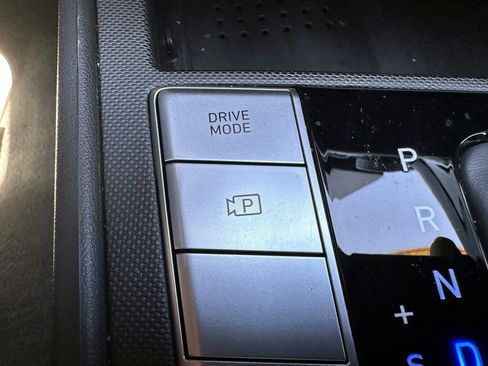 Used 2023 Hyundai Elantra SEL w/ Convenience Package FWD image 26
