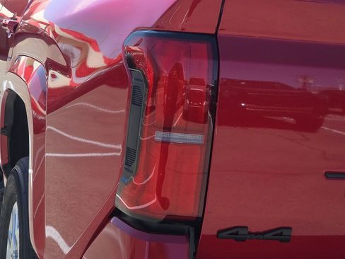 New 2026 Toyota Tacoma SR5 image 12