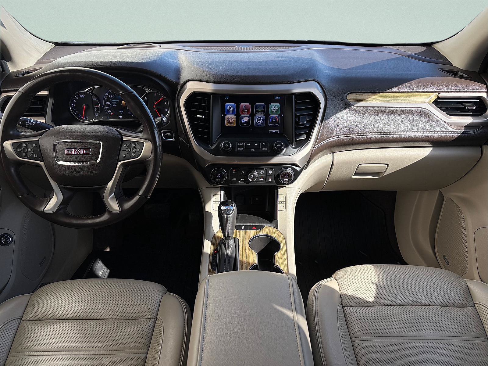 Used 2019 GMC Acadia Denali w/ Technology Package AWD/4WD image 33
