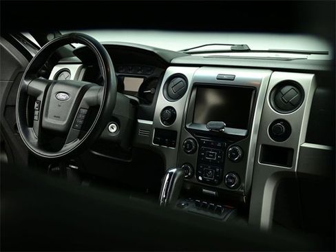 Used 2013 Ford F150 Raptor w/ Luxury Equipment Group image 33