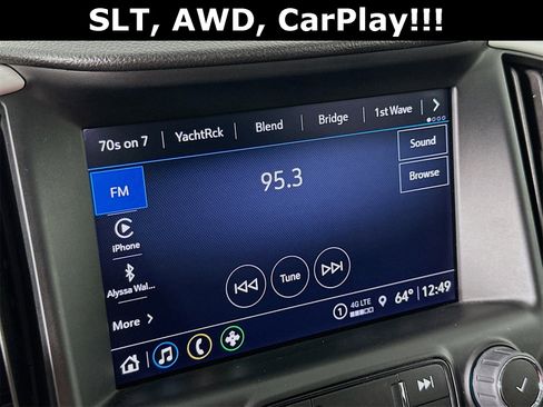 Used 2024 GMC Terrain SLT image 16