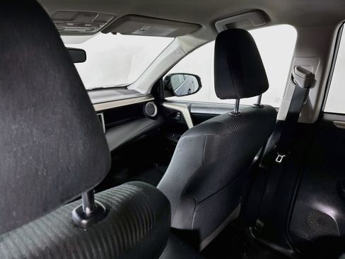 Used 2015 Toyota RAV4 LE AWD/4WD image 19