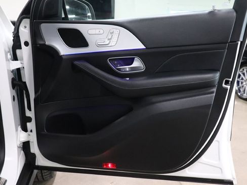 Used 2024 Mercedes-Benz GLE 450e 4MATIC image 22