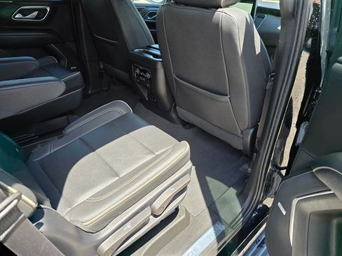 Used 2023 Chevrolet Tahoe Premier RWD image 34