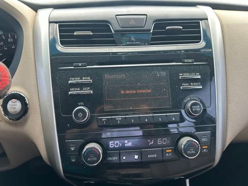 Used 2015 Nissan Altima 2.5 SL w/ Moonroof Package FWD image 25