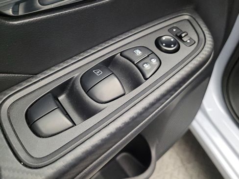 Used 2024 Nissan Versa SV w/ Trunk Package FWD image 27