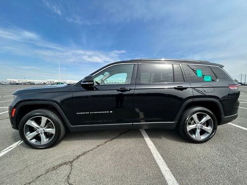 Used 2021 Jeep Grand Cherokee L Limited w/ Luxury Tech Group II image 5