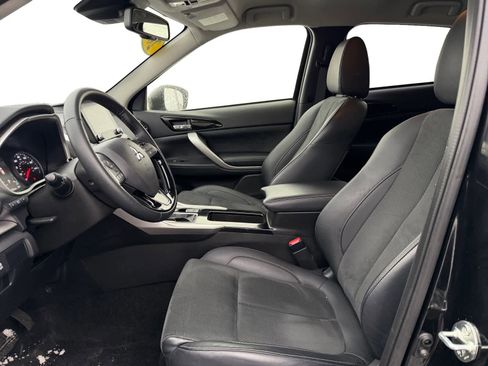 Used 2025 Mitsubishi Eclipse Cross SE image 10