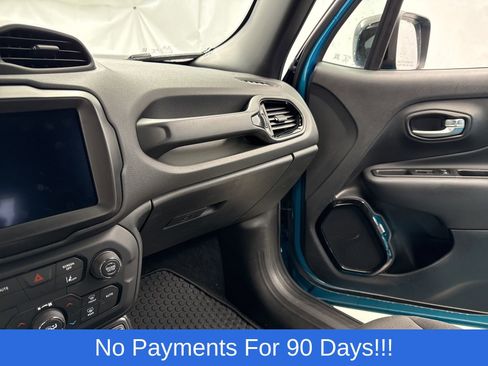 Used 2022 Jeep Renegade Altitude w/ Convenience Group image 22