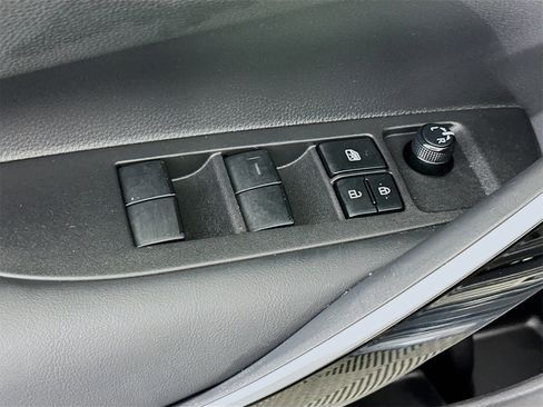 Certified 2025 Toyota Corolla XLE image 18