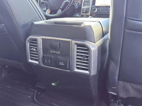 Used 2018 Ford F150 Platinum w/ Equipment Group 701A Luxury image 28