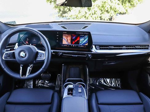 Used 2026 BMW X2 xDrive28i w/ Technology Package AWD/4WD image 14