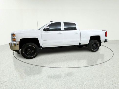 Used 2017 Chevrolet Silverado 2500 LT AWD/4WD image 3