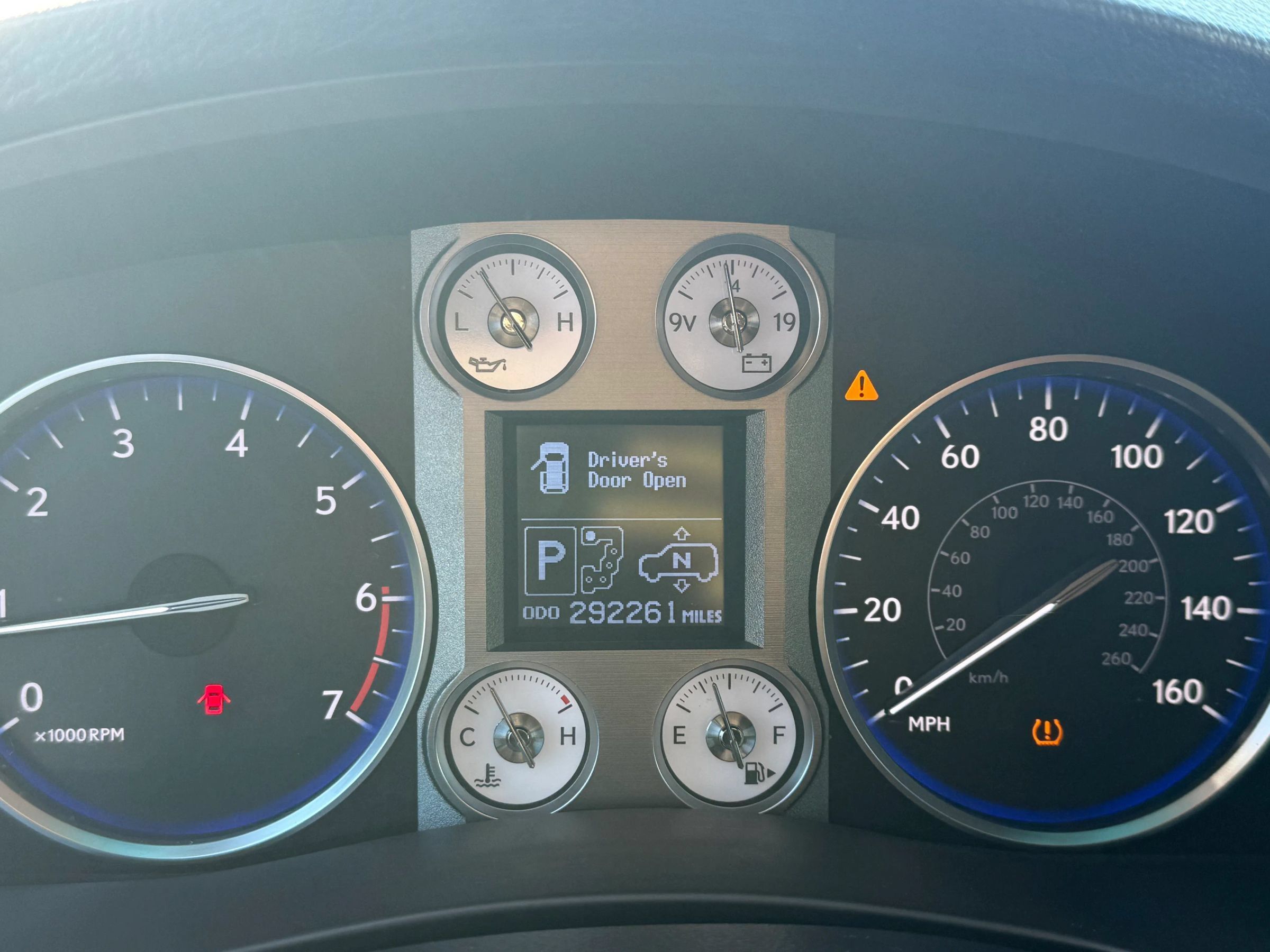 Used 2009 Lexus LX 570 4WD image 19
